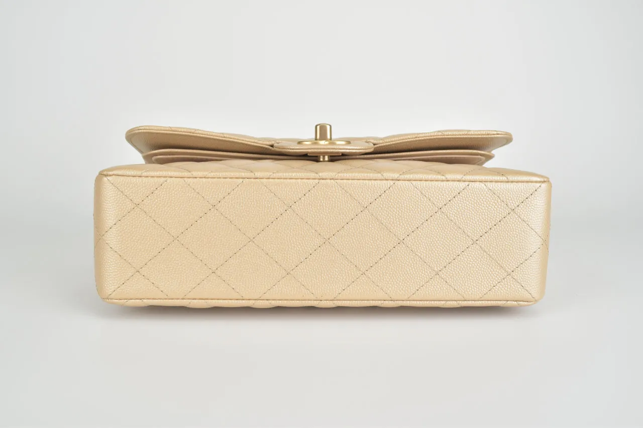 A01113 Classic Small Gold Flap