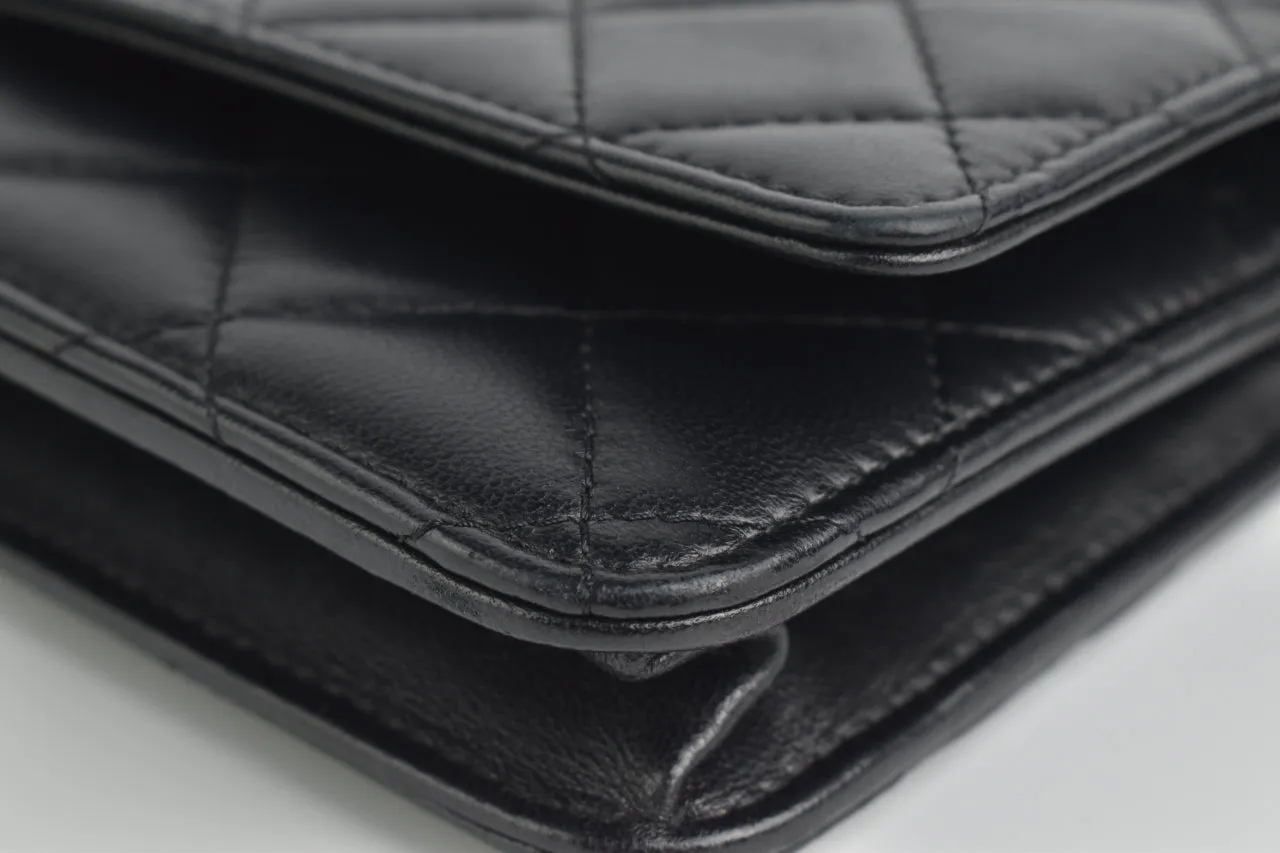 AP0250 Classic Black Lambskin WOC GHW