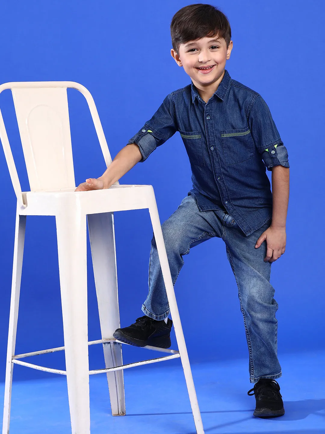 Boys Solid Dark Blue Cotton Regular Fit Full Sleeve Shirt