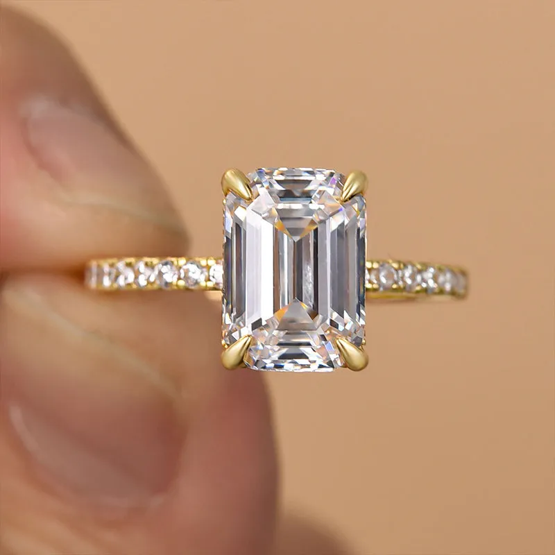 Classic Emerald Cut Engagement Ring In Sliver Tone