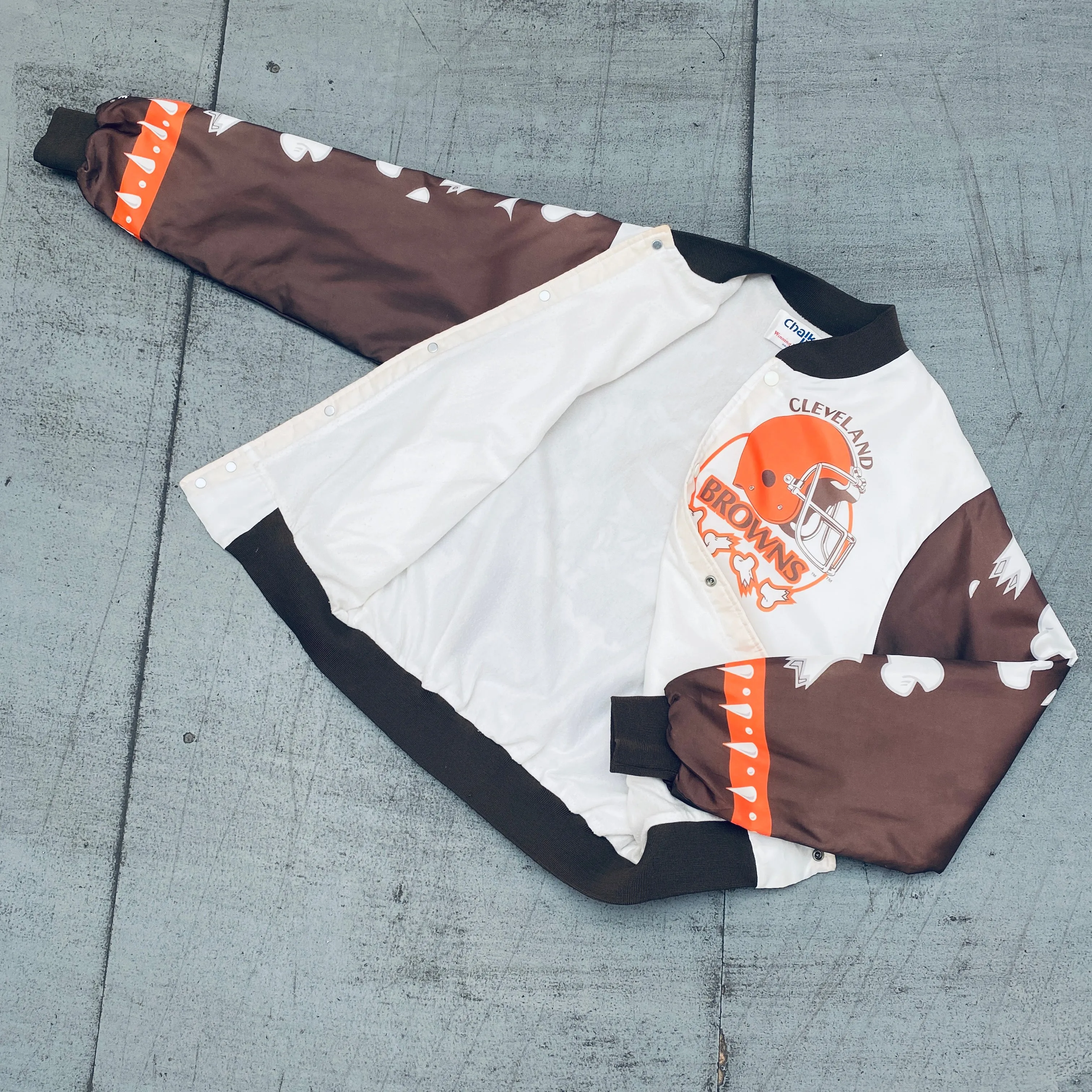 Cleveland Browns: 1990's Chalk Line Fanimation Bomber Jacket (M)