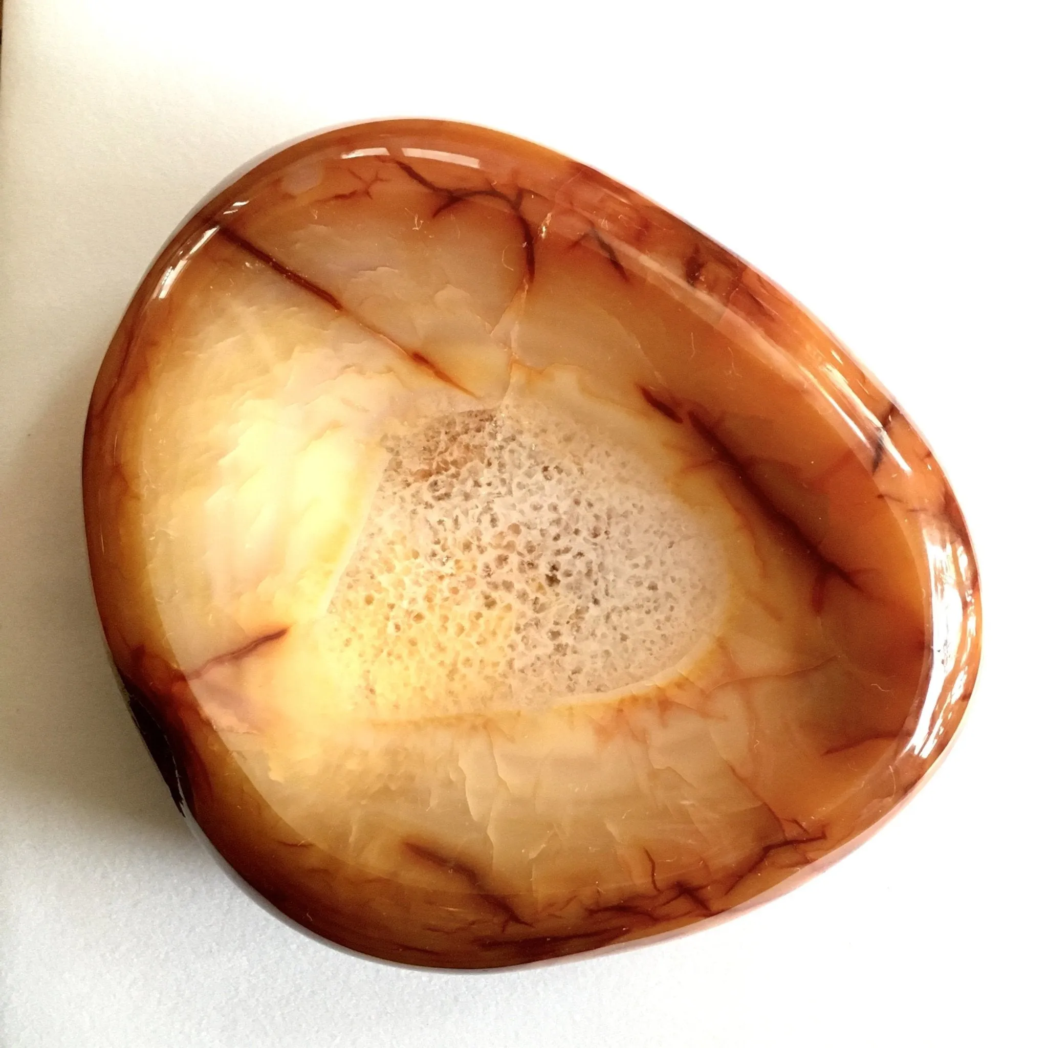 Lacy Quartz center Carnelian dish