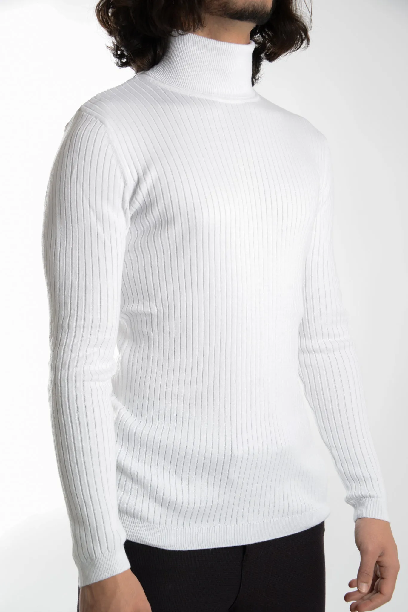 Leeds Slim Fit Turtleneck Euro Sweater