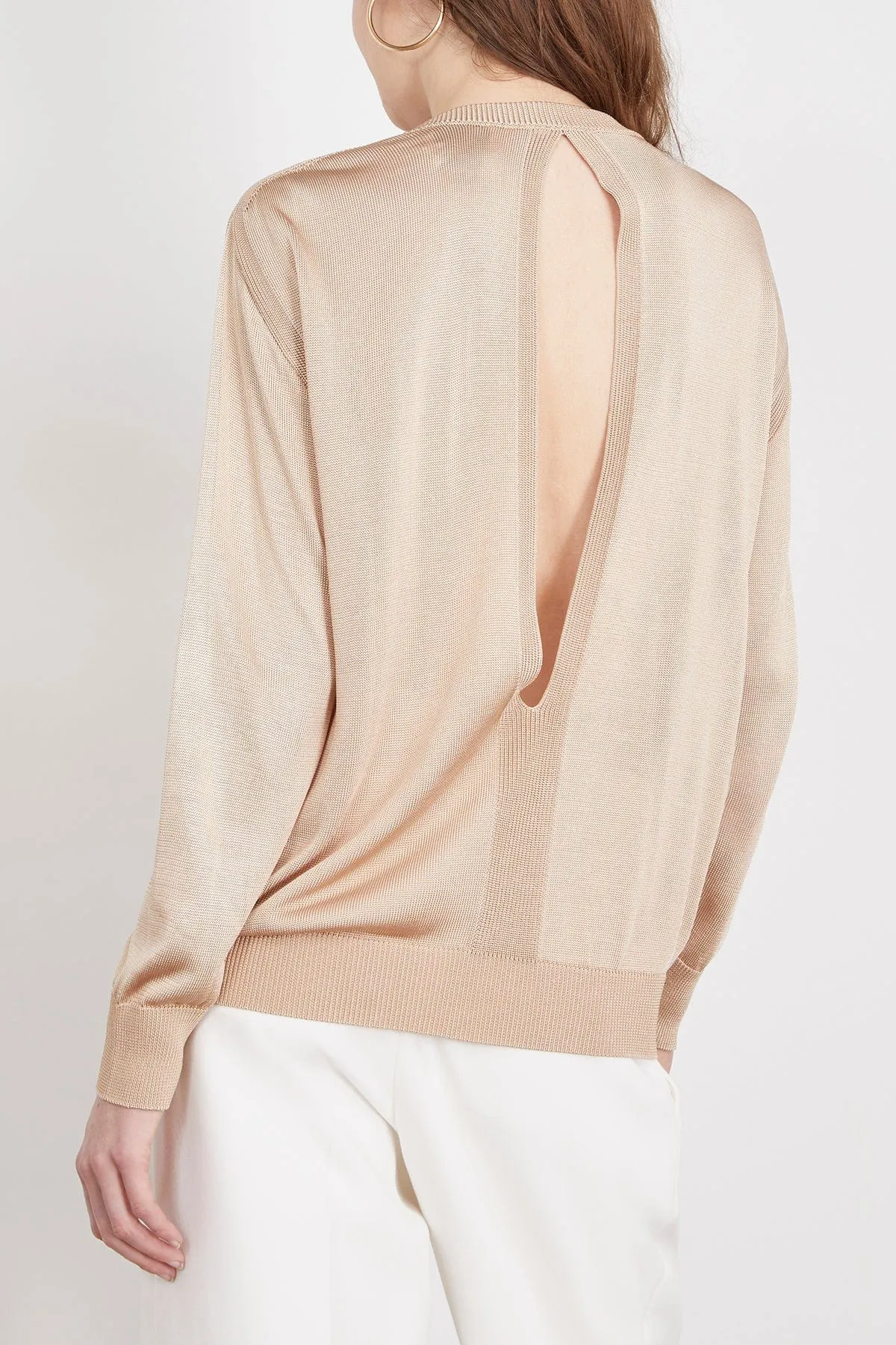 Maglia Girocollo Round Neck Sweater with Back Slit in Camel