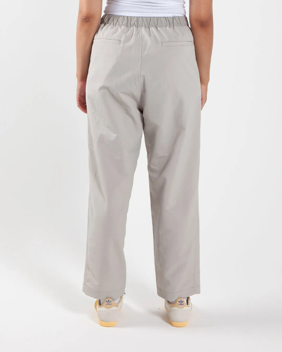 nanamica Alphadry Wide Easy Pants Pale Gray