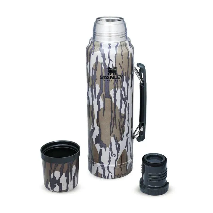 Stanley Classic Legendary Bottle Bottomland Mossy Oak 1 L