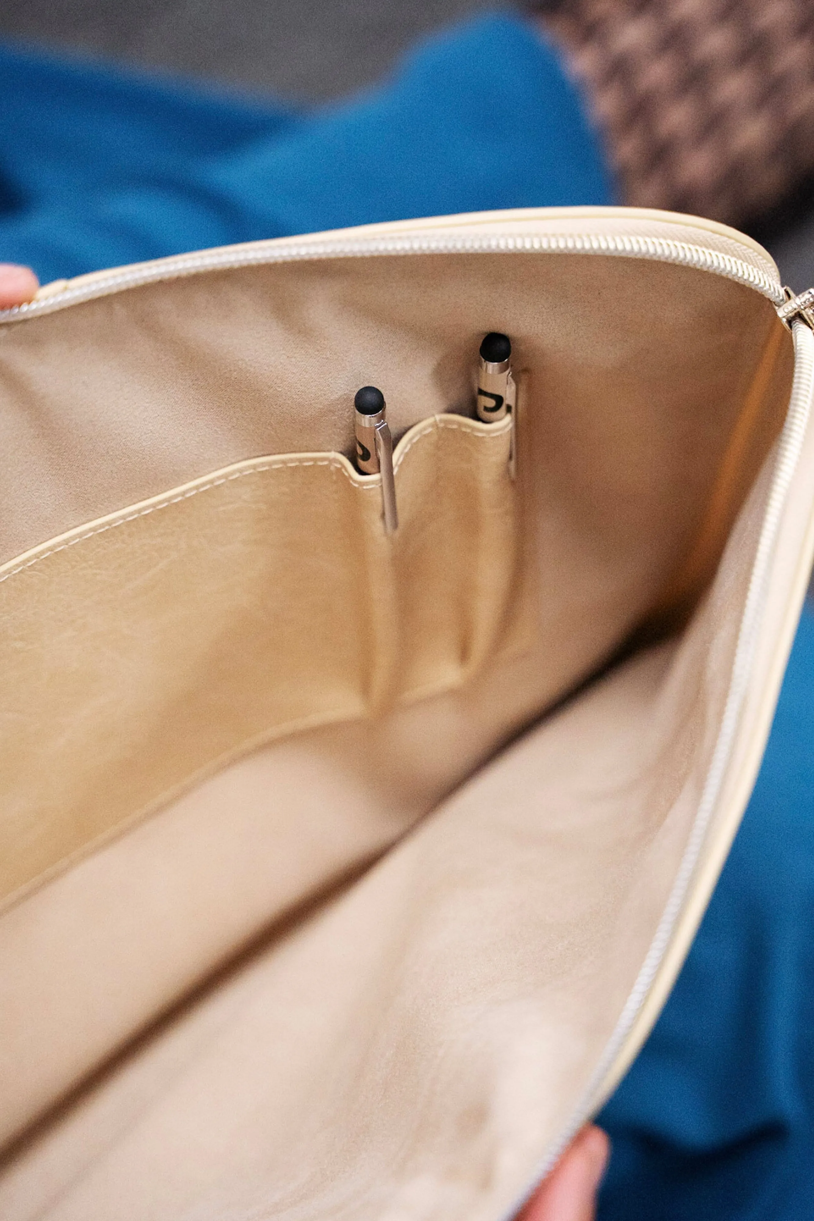 The Laptop Sleeve in Beige